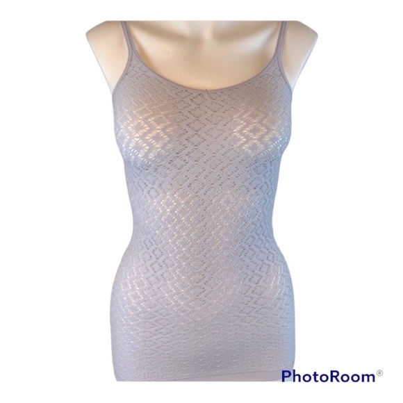 Gap Body Tank- Small - Picture 1 of 8